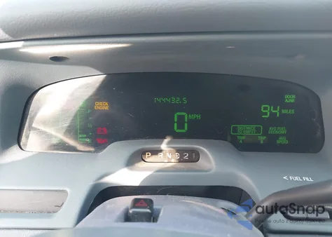 2000 Mercury Grand Marquis Ls from USA, damaged, VIN 2MEFM75W1YX666736